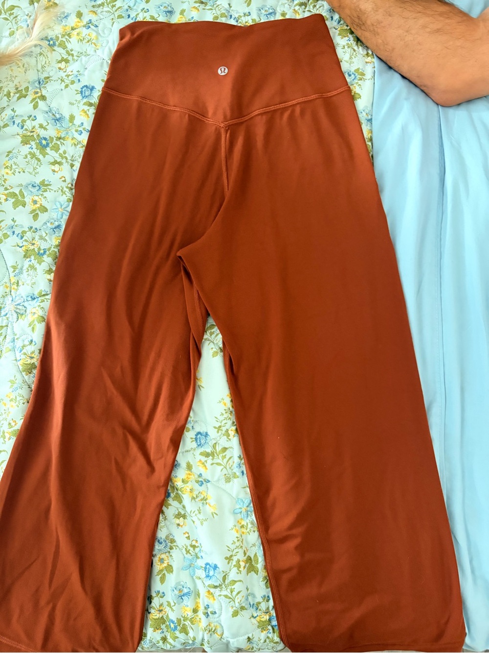 lululemon  Wide-Leg Leggings in Rust